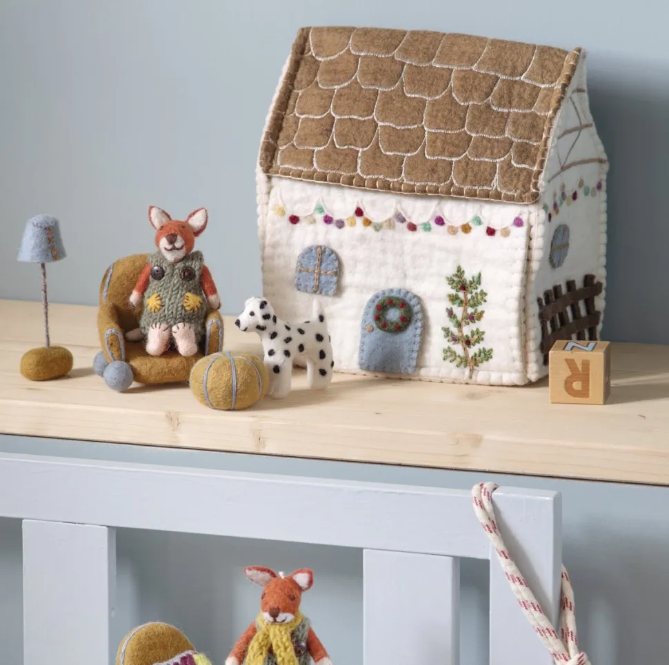 En Gry & Sif Fox Cottage & Accessories