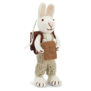 En Gry & Sif little white hare - school boy