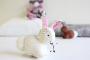 Handmade little felt rabbit - white