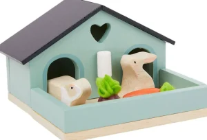 Little Wooden Bunny House