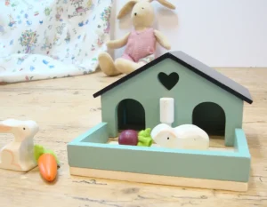 Little Wooden Bunny House