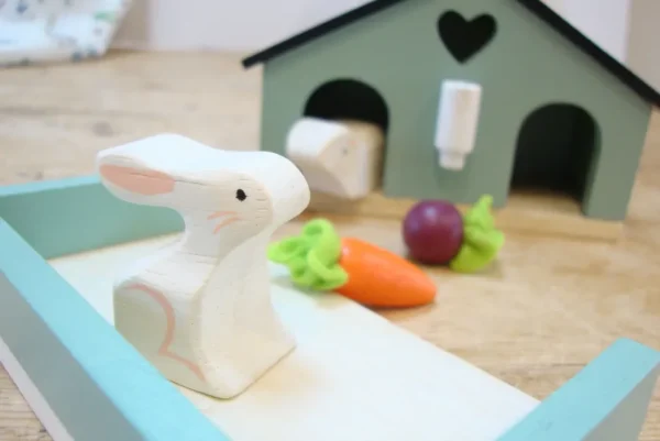 Little Wooden Bunny House