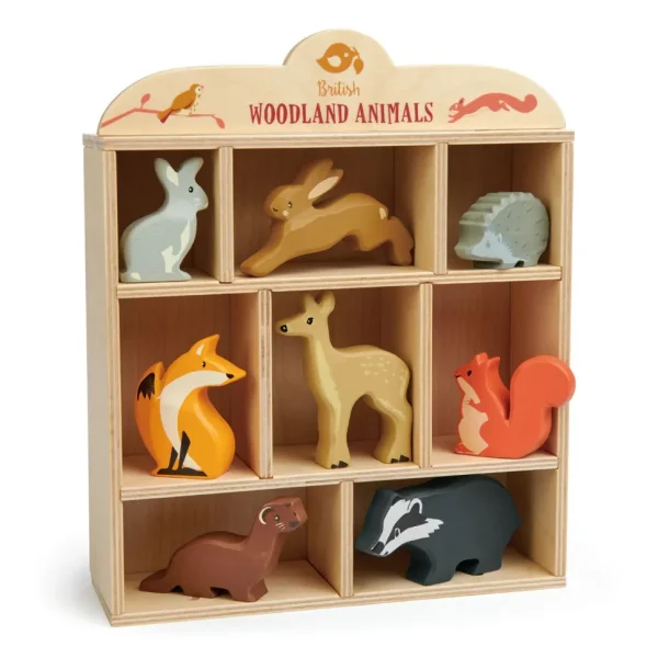 Little wooden woodland animal collection - 8 animals and shelf