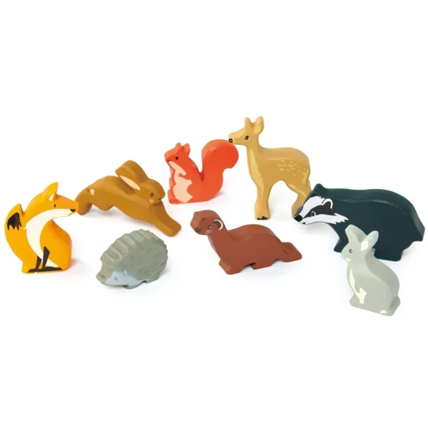 Little wooden woodland animal collection - 8 animals and shelf