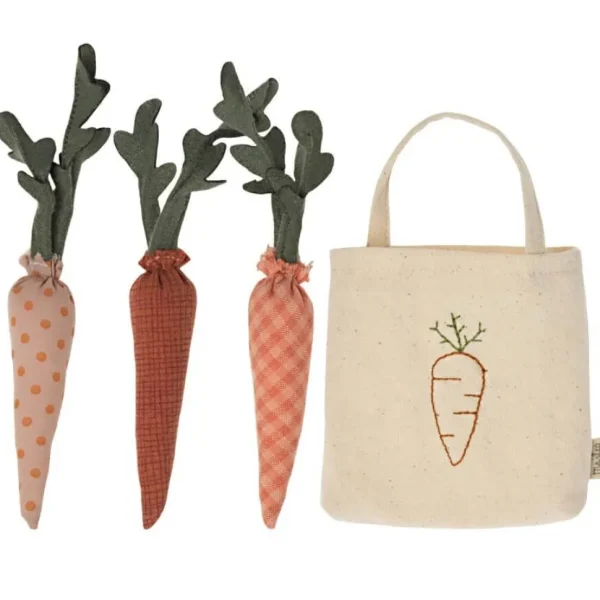 Maileg Cotton Carrots in a Shopping Bag