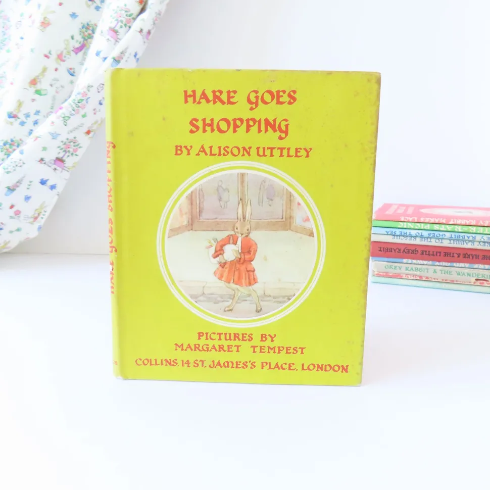 VINTAGE book - Hare Goes Shopping (1969)