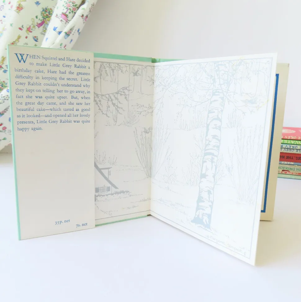 vintage_book__little_grey_4-2.webp VINTAGE book - Little Grey Rabbit's Birthday (1971)