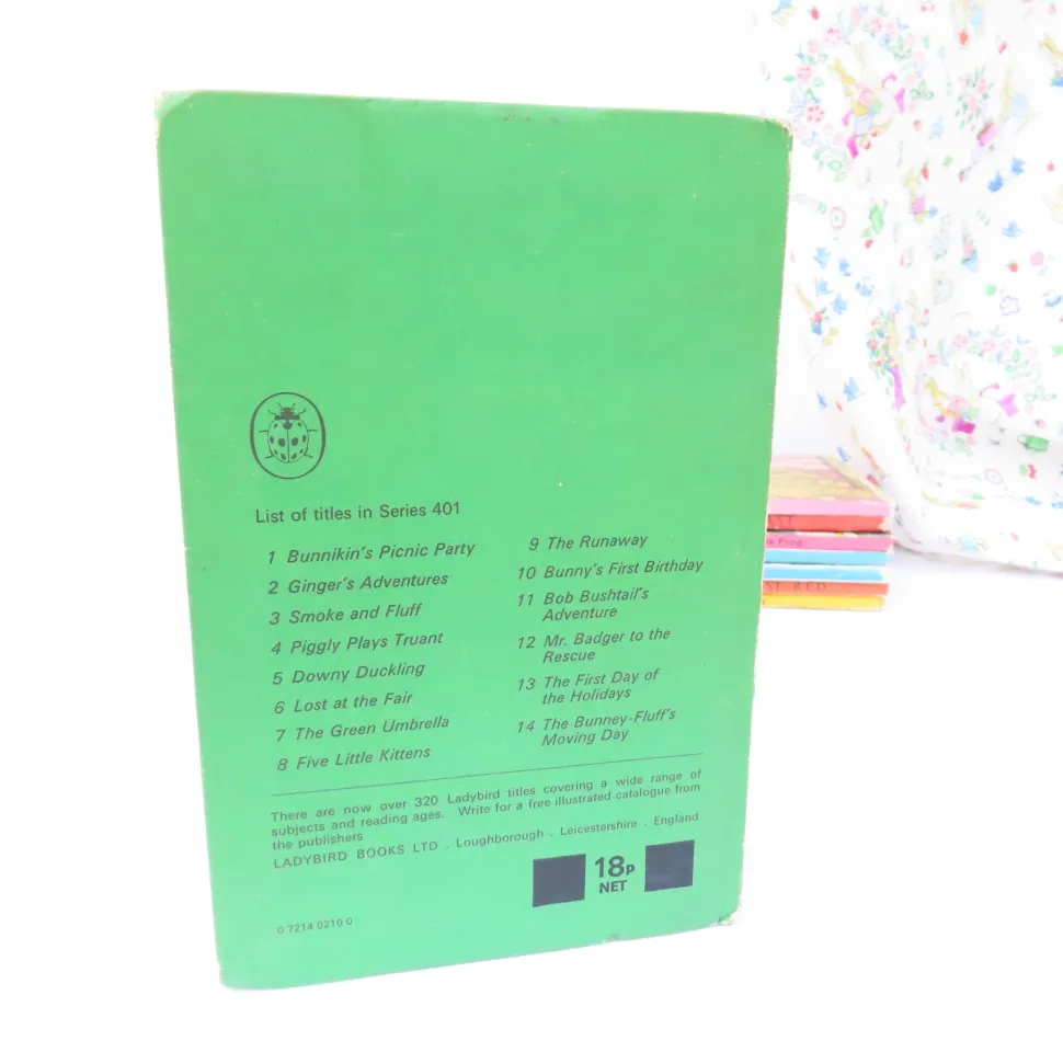 VINTAGE Ladybird book - Downy Duckling (1974)