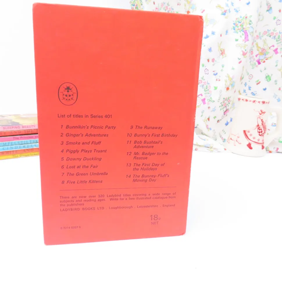 vintage_ladybird_book__gi_6.webp VINTAGE Ladybird book - Ginger's Adventures (1974)
