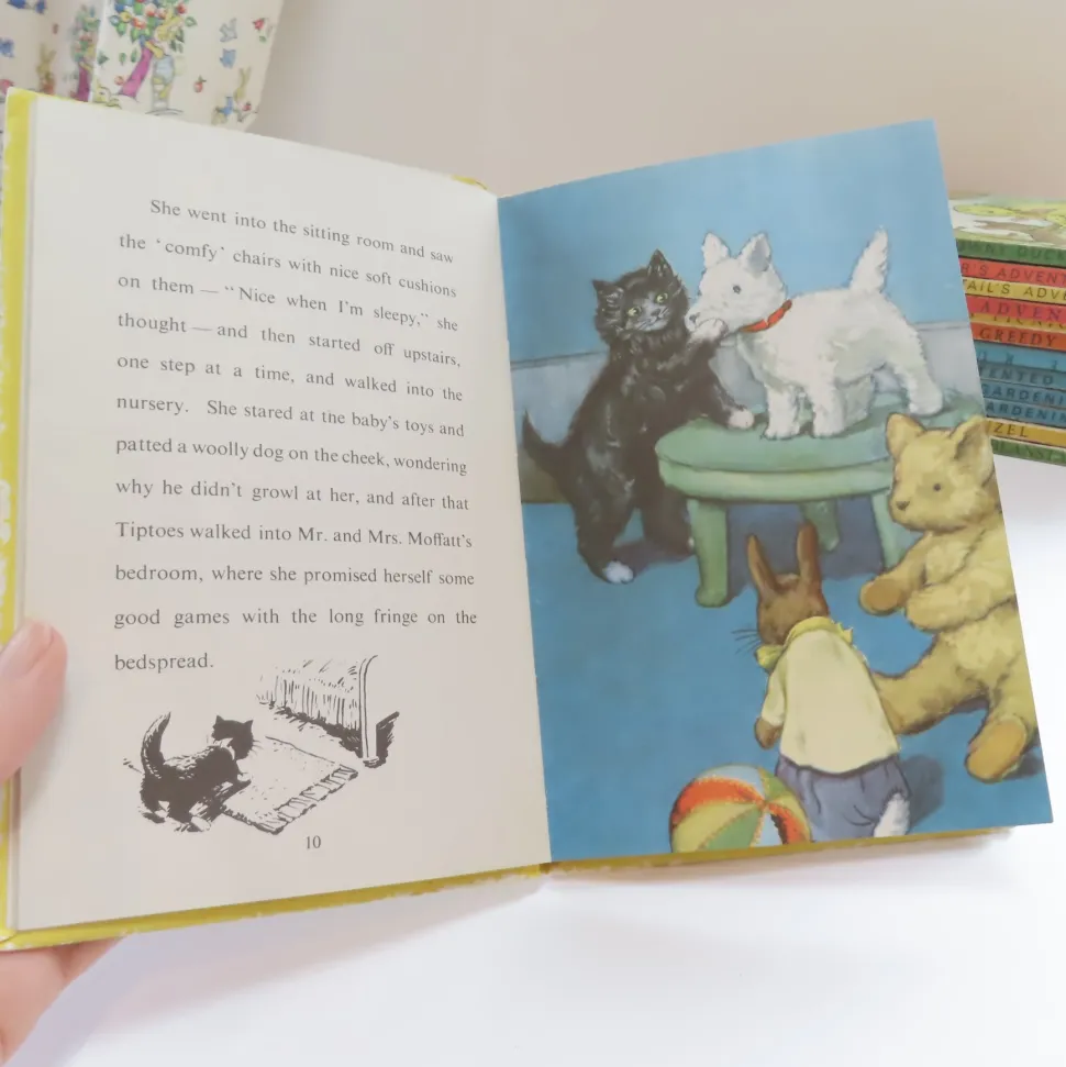 VINTAGE Ladybird book - Tiptoes the Mischievous Kitten (c.1971)