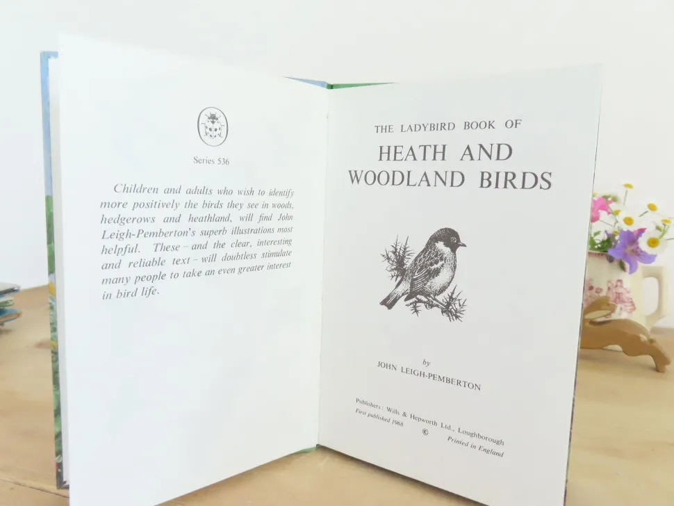 VINTAGE Ladybird book of Heath and Woodland Birds (1971)