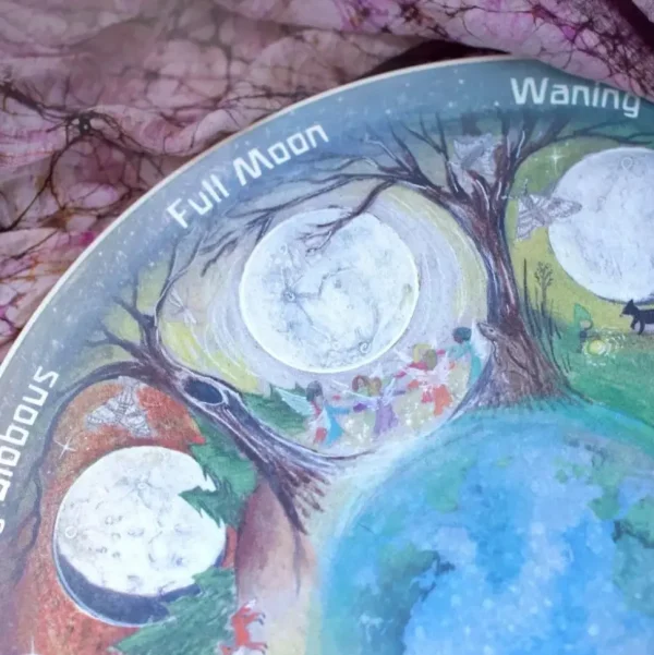 Wooden season wheel - phases of the moon